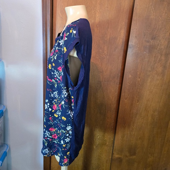 Papermoon Womens Blouse Navy Blue XL Floral Mixed Media Split V-Neck Cap Sleeve - Picture 2 of 7